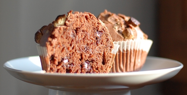 Čokoládový muffinek na řezu