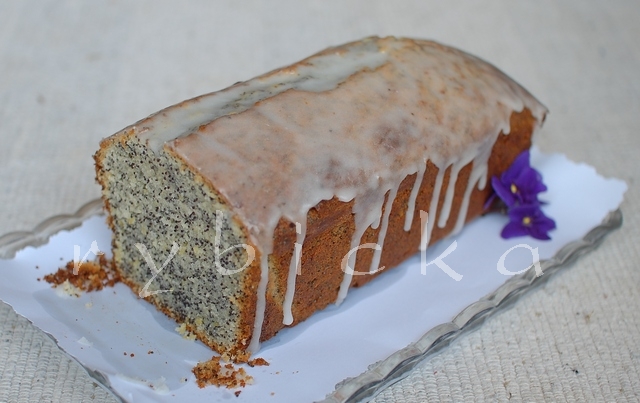 080730_dsc_5963_citron_nakrojeny_vod Citronovo makový chlebíček