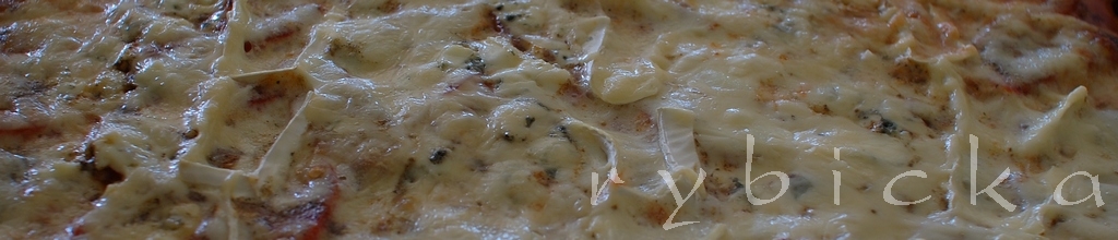 Čtyřsýrová pizza