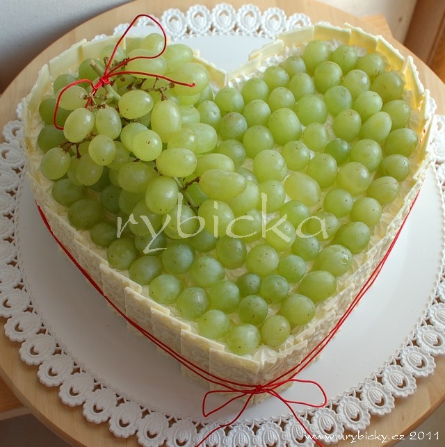 dsc_7951_176_hrozny_cervena_640w dsc_7951_176_hrozny_cervena_640w