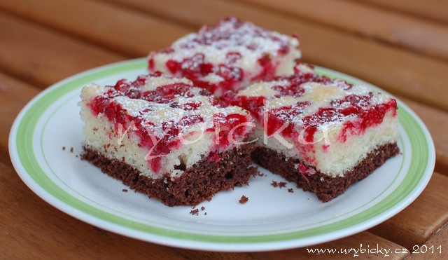 dsc_9765_dvoubarevny_rybizovy_fin_640w