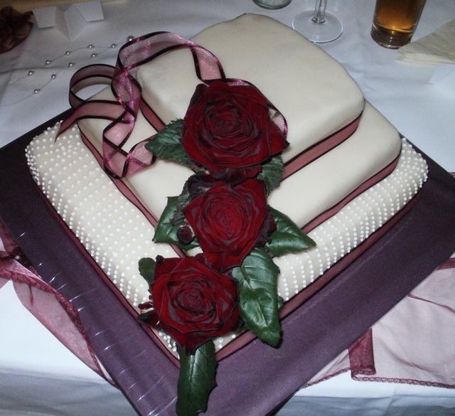 p5050204-svatebni-dort-ii_640